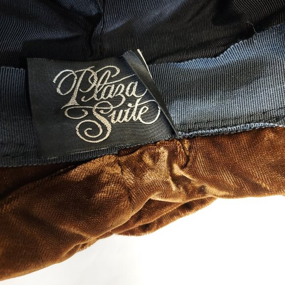 PLAZA SUITE Cloche Bucket Hat Women's Tan Velvet Velour Bow Lined Retro Classic - Picture 12 of 15